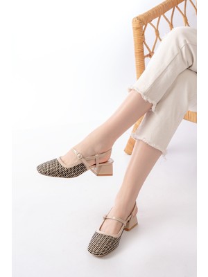 720 Bej Desenli Arkası Açık Günlük Kadın Sandalet