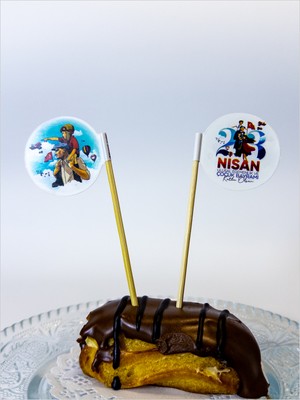 BAYRAK KÜRDAN 23 Nisan Kutlu Olsun Atatürk ve Çocuk Temalı Güzel Sunumların Vazgeçilmezi Bayrak Kürdanlar