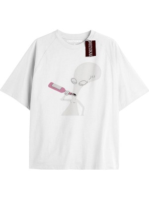 Tarz Sokak Uzaylı Bira  Oversize Yazılı Tshirt Beyaz