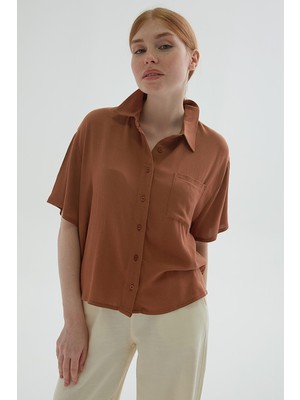 Fashion Friends Regular Fit Cep Detaylı Kısa Kollu Crop Gömlek Bayan Gömlek 25Y0515K1