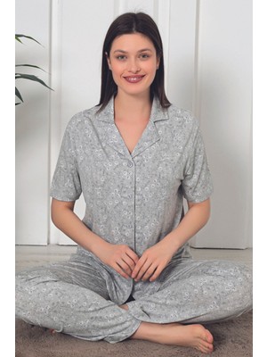 Intensive Collection Çiçek Desenli Gri Önden Düğmeli Kısa Kollu Esnek Pijama Takımı