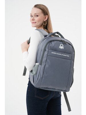 United Colors Of Benetton. Sırt Çantası
