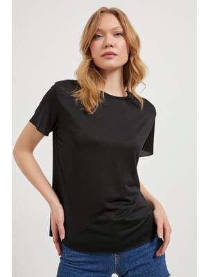 Eteği Pis Bisiklet Yaka Salaş T-Shirt