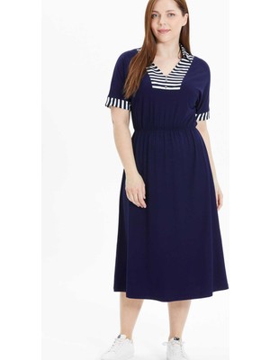 Selen V Yaka Çizgili Lacivert Standart Kadın Elbise 25YSL7585-BB