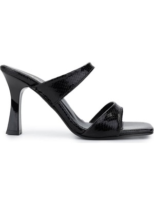 Tamer Tanca Kadın Vegan Siyah Yılan Desen Topuklu Terlik 1063 23315 Bn Trlk Y25 Sıyah Yln Bsk