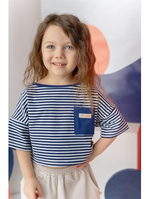 Kız Çocuk Çizgili Çep Detaylı Crop T-Shirt - Lacivert Çizgili