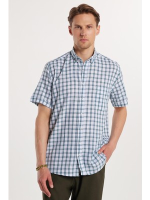 Tudors Erkek Regular Fit Klasik Kesim Oversize %100 Pamuk Keten Doku Tek Cepli Kareli Kısa Kollu Düğmeli Yaka Gömlek