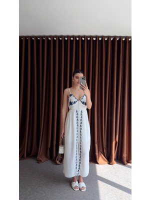 Askılı Mavi Nakışlı Elbise