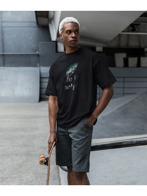 Terzili Giyin Life Is Holy Baskılı Oversize Erkek Tişört – Kutsal Yaşam Tasarımı