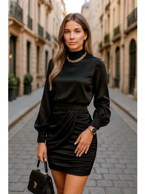 Ag Shoppings Kadın Yarım Balıkçı Yaka Vatka ve Büzgü Detay Mini Elbise