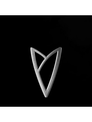 TabiTela 925 Ayar gümüş kolye üçgen   SM3638