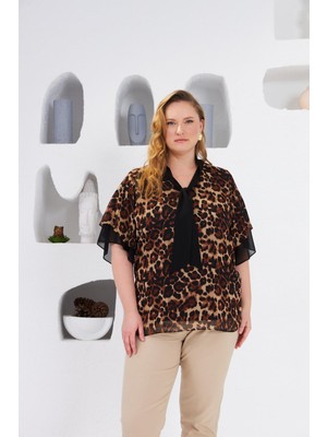 Fular Detaylı Büyük Beden Şifon Bluz Leopar