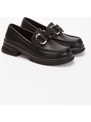 Kadın Toka Detaylı  Oxford Ayakkabı 4051