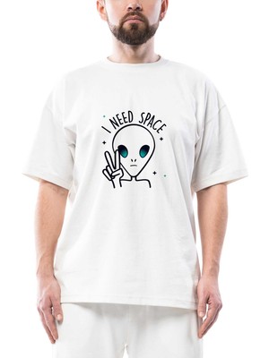 Alien I Need Space Oversize Beyaz Tişört