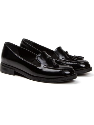 Kadın Siyah Püskül Detaylı Günlük Ayakkabı 4039