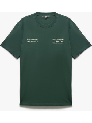 Koton Pamuklu Işlemeli Kısa Kollu Regular Fit Bisiklet Yaka Tişört