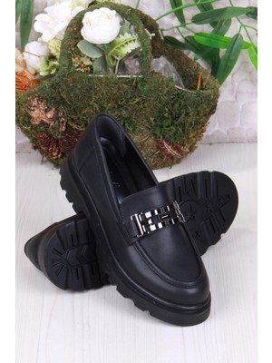Fort 35801 Siyah Cilt Toka Detaylı Rahat Loafer Kadın Ayakkabı