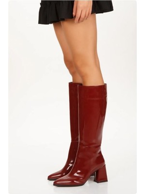 Kadın Sivri Burun Fermuarlı Kalın Topuk Çizme 7024