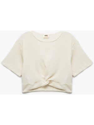 Koton Bisiklet Yaka Kısa Kollu Bağlama Detaylı Crop Bluz