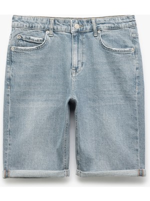Koton Düğmeli Pamuklu Katlamalı Paça Slim Fit Denim Şort