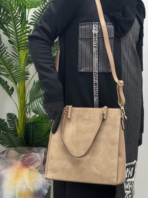 Krıste Bell 7203-Y Yarma Vizon Süet Kumaş Zincir Detaylı Kullanışlı Şık El Ve Omuz Askılı Çantası