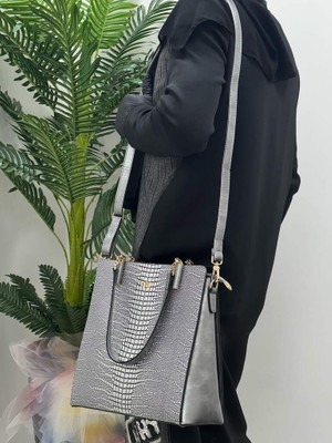 Krıste Bell 7203-T Timsah Platin Zincir Detaylı Kullanışlı Şık El Ve Omuz Askılı Çantası