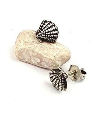 Ose Shop deniz kabuğu figürlü 925 ayar gümüş küpe