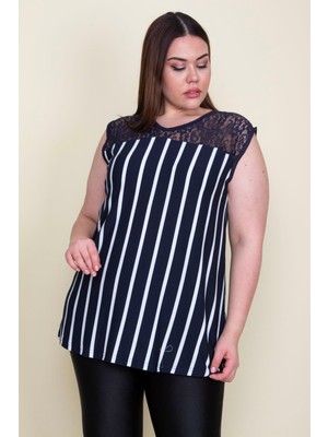 Şans Kadın Lacivert Roba Dantelli Çizgili Bluz 65N25567