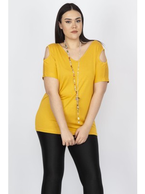 Şans Kadın Beyaz Omuz Dekolteli Viskon Bluz 65N22698