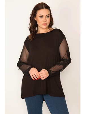 Kadın Siyah Kolları Tül ve Dantel Detaylı V Yakalı Bluz 65N34692