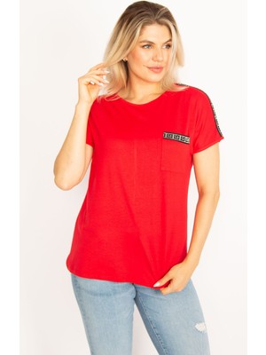 Şans Kadın Kırmızı Omuz Ve Cep Ağzı Taş Detaylı Bluz 65N34524