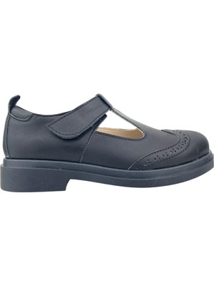 Kalın Tabanlı Direkli Thomas Topuk Okul Ayakkabısı Siyah