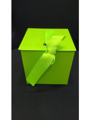 Kağıt Hediye Şeker Kutu Karton Yeşil Fiyonklu Kare Küçük 10CM 1 Adet