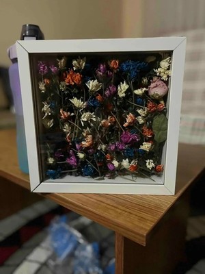 25 x 25 cm Derin Beyaz Anı Çerçevesi - Gül Kutusu - Isteme Çiçegi Çerçevesi (Peri Ledli)