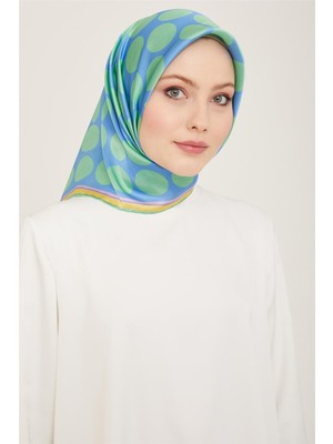 Armine Havacı Mevi - Soft Yeşil Puantiye Desen Tivil İpek Eşarp 9156 - 53