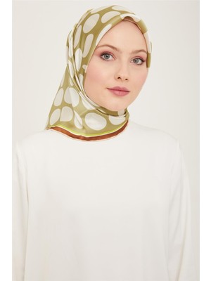 Armine Beyaz - Soft Yeşil Puantiye Desen Tivil İpek Eşarp 9156 - 36