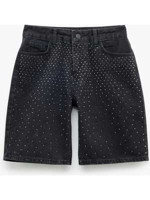 Koton Taş Detaylı Cepli Pamuklu Straight Fit Jean Kapri Şort