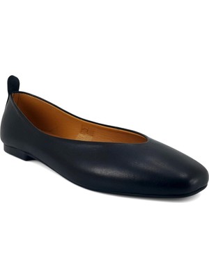 Beety 2480 25YA Kadın Günlük Babet Siyah