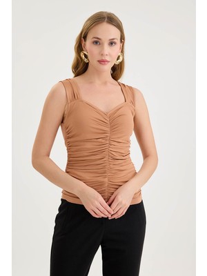 Kalın Askılı Önü Büzgülü Bluz