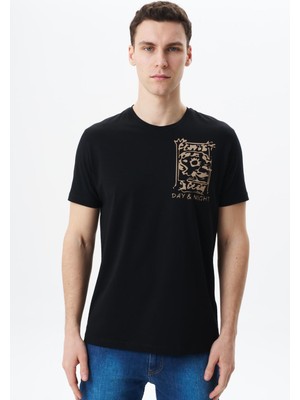 Ar-ma Erkek Bisiklet Yaka Tişört Regular Fit %95 Pamuk %5 Likra Süprem Baskılı Y29344453602