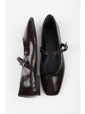 Kadın Sore Kahve Cilt Babet