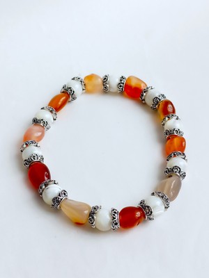 18 Ayar Altın Kaplama Akik Sedef Doğal Taşlı Otantik Küre Tasarım Kadın Gümüş Bileklik