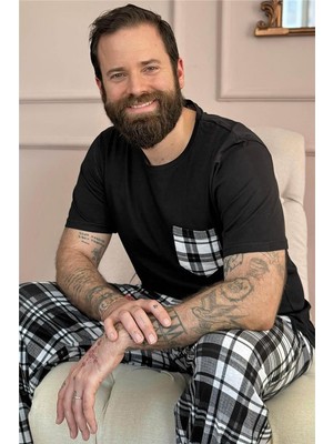 Pijama Evi Siyah Füme Ekose Desenli Kısa Kollu Erkek Pijama Takımı Konforlu Pamuk Kumaş