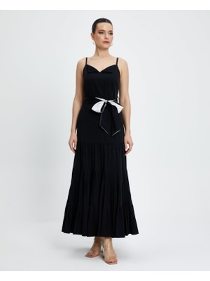 Kadın Askılı Uzun Elbise - Kemer Detaylı - Modern ve Şık - Günlük ve Özel Günler Için Elbise