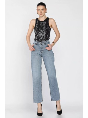 Gülseli Kadın Kesik Paça Mom Jean Kot Pantolon P-00016348