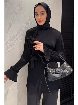 Julude Yaka Gül Detaylı Piliseli Kol Lastikli Tesettür Tunik P-00015653