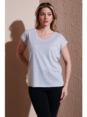 Fashion Friends Standart Fit Yuvarlak Yaka Simli Bluz Bayan Bluz 25Y0202K1