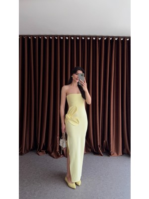 Çiçekli Sarı Elbise