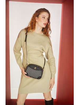 Siyah Küçük Alfabe Kadın Omuz Çantası 05PO22Y1534