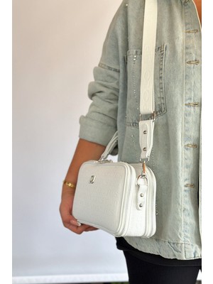 Vegan Deri Premium Ürün Çok Bölmeli Kadın Omuz Çantası 4023